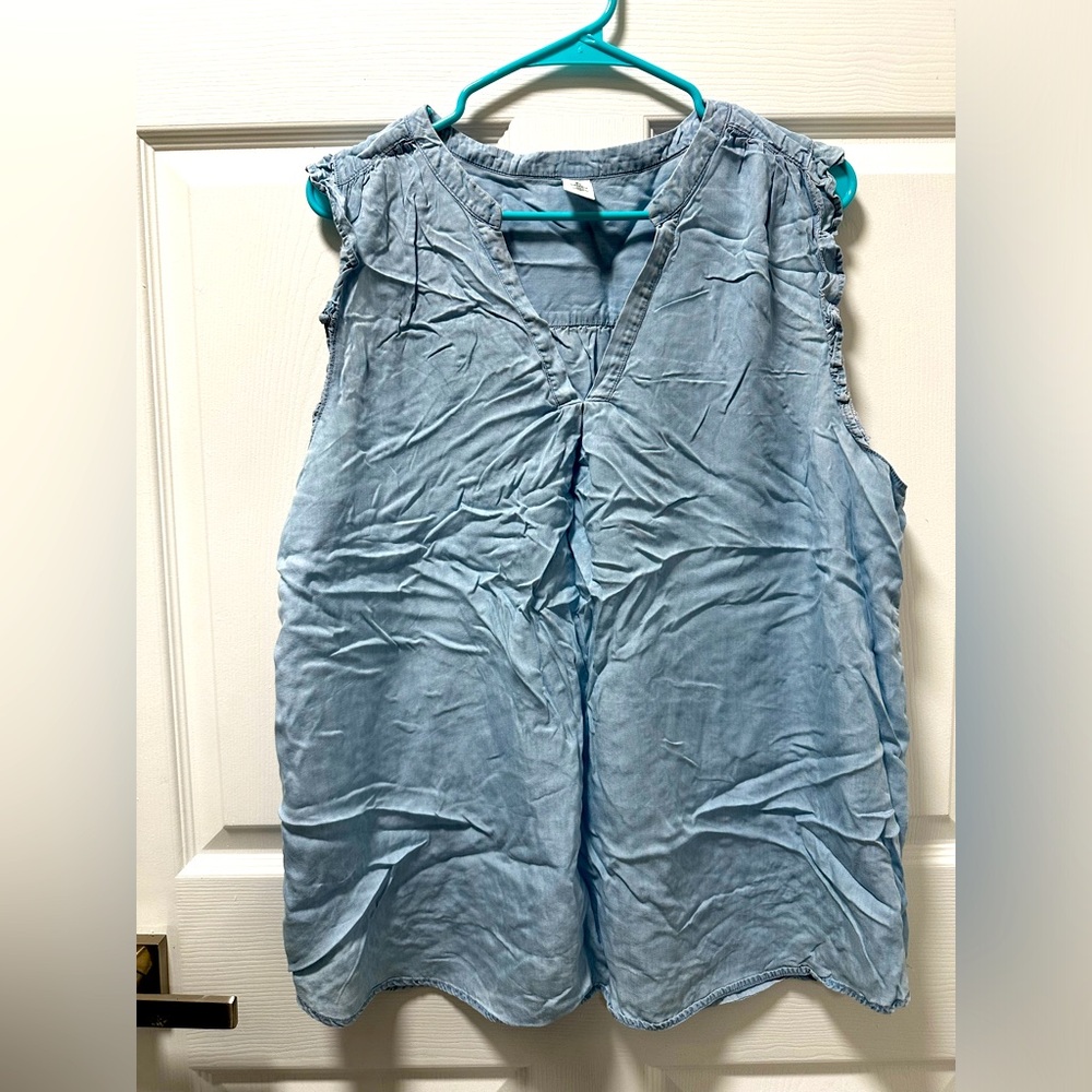 H&M MAMA Maternity Sleeveless Denim Blouse Size L